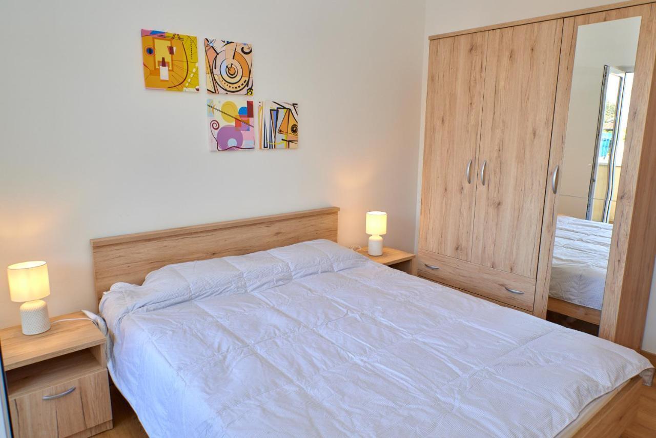 Cittanova Boutique Apartment Con Piscina Novigrad Istria Exterior foto